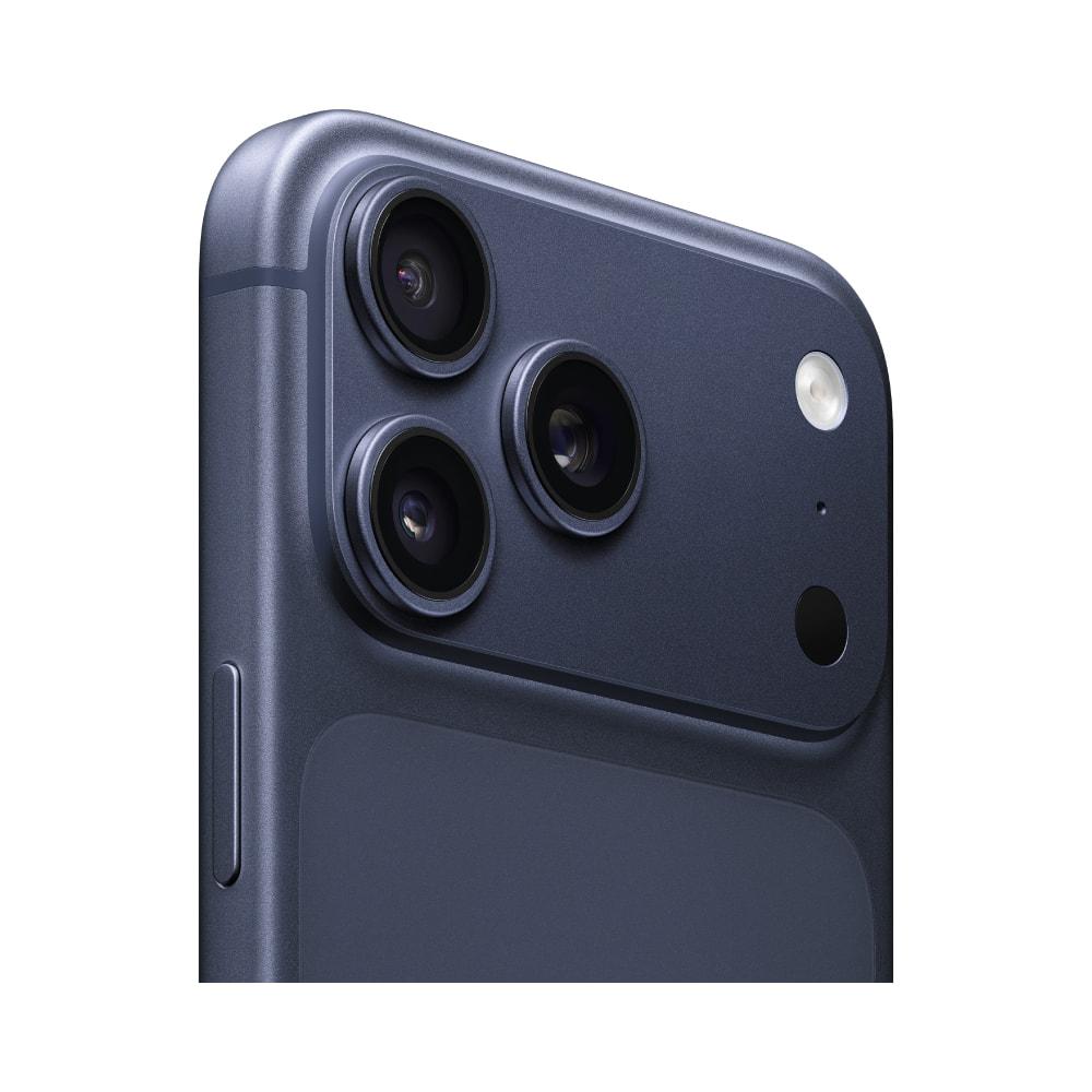 iPhone 17 Pro Max 3